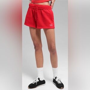 ALO Accolade Short, medium, bright red